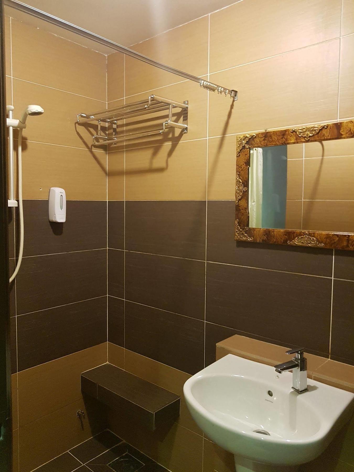Jin Hotel Puchong Luaran gambar